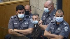 الاحتلال ينكل بالأسير قادري عقب جلسة محاكمته الأخيرة