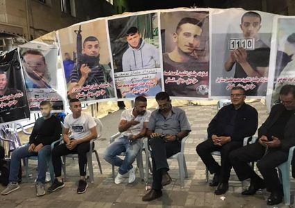 مسيرة مركبات إسنادا للأسرى وللمطالبة باسترداد جثامين الشهداء