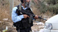 إصابة 3 مواطنين وتحطيم 4 مركبات إثر هجوم للمستوطنين قرب برقة شمال