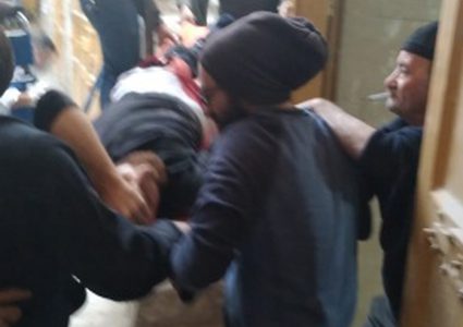 مسلح يصيب مواطنا ونجله بالرصاص في الخليل