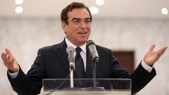 قرداحي يرد على "تهريب أمواله للخارج"
