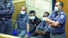 جنين: الاحتلال يقتحم منزل الأسير محمد العارضة في عرابة