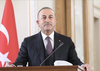 أوغلو: أجندة تركيا الوحيدة في لبنان هي المساهمة في دعمه واستقراره