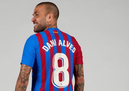 ألفيس: لم أتخيل العودة لبرشلونة حتى في أفضل أحلامي