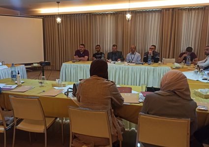 نقابيون يطالبون بتعزيز مشاركة العمال في السياسات العمالية