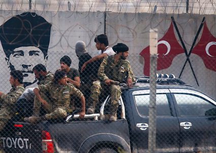 تركيا تسحب 140 "مرتزقاً" من ليبيا دون إرسال دفعات أخرى