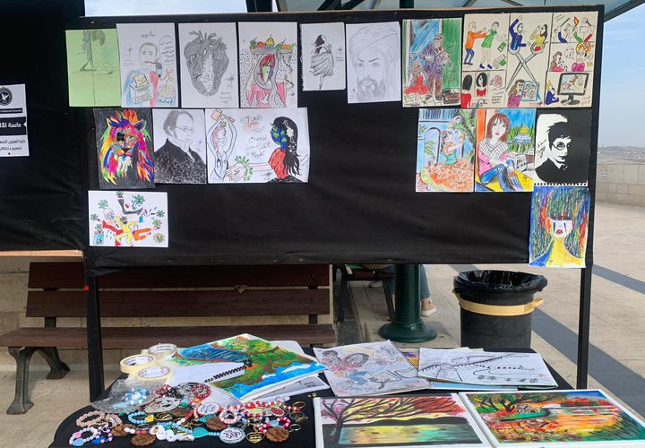 عمادة شؤون الطلبة في جامعة النجاح تنظم معرض"موهبتي" الرابع والذي يستمر ليومين- تصوير سارة أبو الزيت