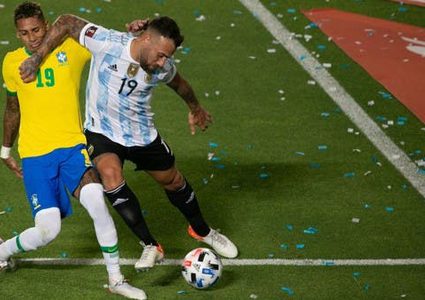 "أخطاء جسيمة" تتسبب بإيقاف حكام مباراة الأرجنتين والبرازيل