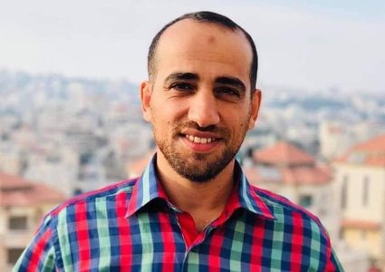 علاء الأعرج يعلّق إضرابه عن الطعام بعد قرار إلغاء اعتقاله الإداري