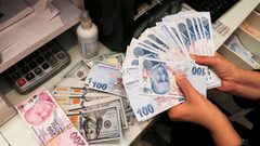 الليرة التركية تخسر 11.5% خلال أسبوع