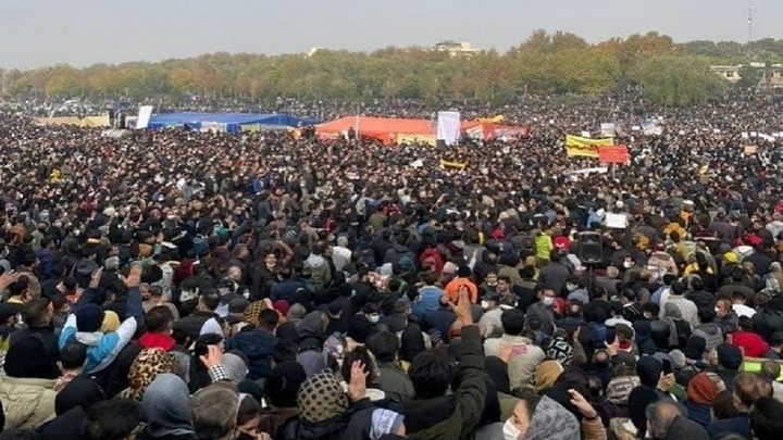 مظاهرات في إيران احتجاجا على سوء إدارة أزمة المياه