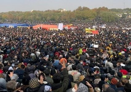 مظاهرات في إيران احتجاجا على سوء إدارة أزمة المياه