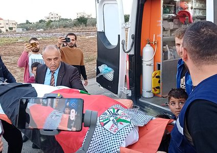 سلطات الاحتلال تسلم جثمان الشهيدة إسراء خزيمية