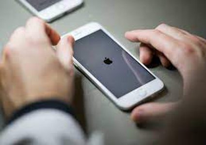 كيف تغير بريدك الإلكتروني بحساب أبل