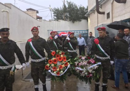 جماهير جنين تشيع جثمان الشهيدة إسراء خزيمية إلى مثواها الأخير
