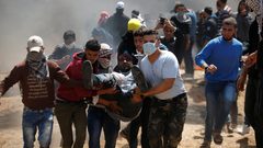 رام الله إصابة صحفي بالرصاص وعشرات المواطنين بالاختناق