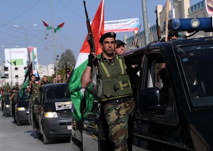 الفتياني يشيد بدور المؤسسة الأمنية في الحفاظ على السلم الأهلي