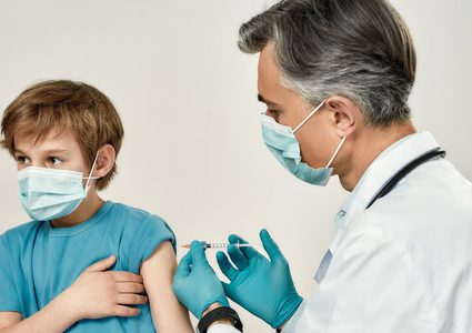 لقاح كورونا.. رسالة من فايزر إلى الأطفال وذويهم