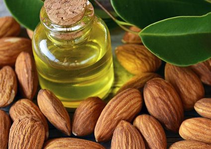 خبيرة تغذية تحذر من خطورة اللوز