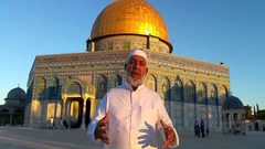 الاحتلال يعتقل نائب مدير دائرة الأوقاف في القدس