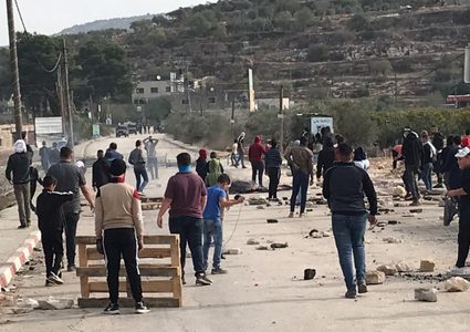 20 إصابة في الساوية بسبب اعتداءات المستوطنين
