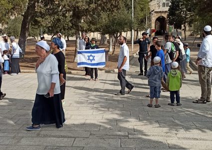 تحذيرات من خطورة إدراج "الأقصى" ضمن الرحلات المدرسية الإسرائيلية