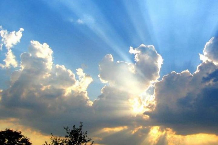 الطقس: أجواء خريفية والحرارة أقل من معدلها السنوي العام