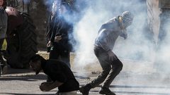 6 إصابات بالرصاص المعدني والعشرات بالاختناق في كفر قدوم