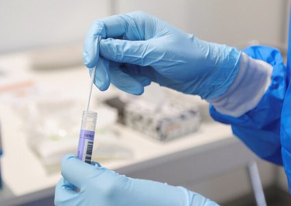 هولندا تعلن رصد عدد من الإصابات بسلالة أوميكرون