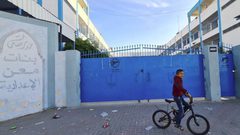 إضراب شامل في مرافق الأونروا بغزة