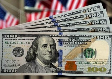 تصريحات "موديرنا" بشأن "أوميكرون" تهبط بالدولار والأسهم