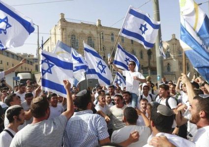 مستوطنون يدعون لمسيرة أعلام "استفزازية" في اللد والرملة