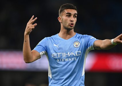 بوادر اتفاق بين برشلونة والسيتي حول توريس