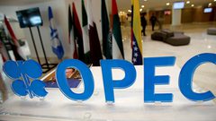 "أوبك+" تقرر تثبيت زيادة إنتاج النفط في يناير