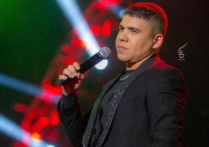 نقابة الموسيقيين تحيل عمر كمال للتحقيق بسبب أغنية "تمور وحليب"
