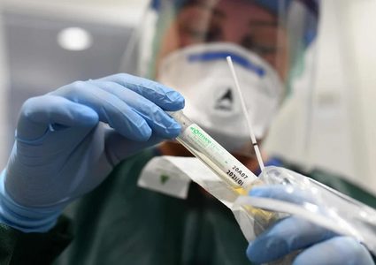 شركة بريطانية تزف "نبأ سارا" بشأن عقارها و"أوميكرون"