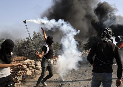 إصابة 7 مواطنين بالرصاص المعدني خلال مواجهات مع الاحتلال في بيتا