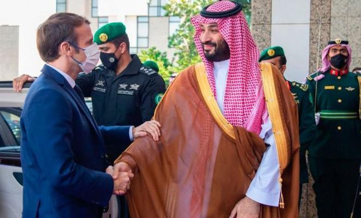 ماكرون يطلق مبادرة فرنسية سعودية ويتصل بمقياتي