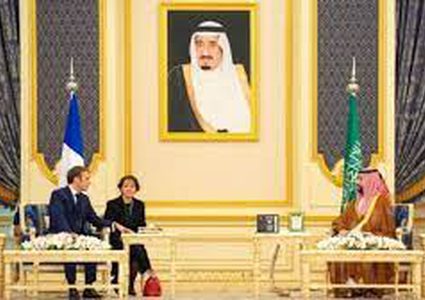 ولي العهد السعودي وماكرون يبحثان التعاون الثنائي ومستجدات المنطقة