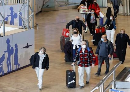 قرار بعزل العائدين غير المطعمين لإسرائيل مدة 7 أيام