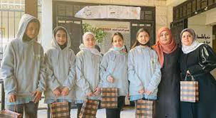 التربية توقع اتفاقيتي تبني لمدرستي بنات قدورة موسى وذكور زبوبا