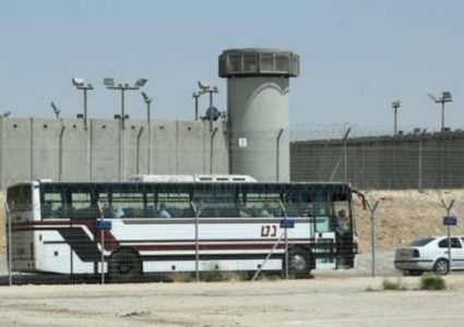 بعد 19 عاماً.. الاحتلال يفرج عن أسير من قلقيلية