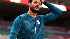 "قرار قضائي" يضع حارس منتخب مصر محمد الشناوي في أزمة كبيرة