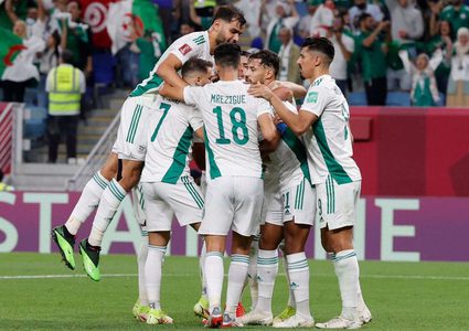 الجزائر تفوز على المغرب وتكمل أضلاع المربع الذهبي لـ"كأس العرب"