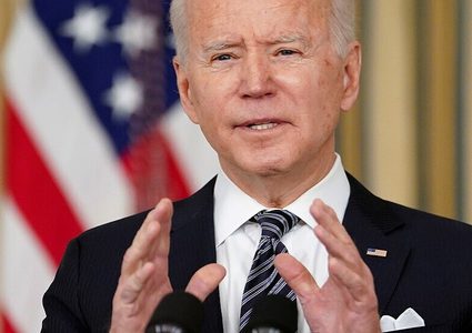 بايدن يتوعد بإرسال قوات إلى شرق أوروبا