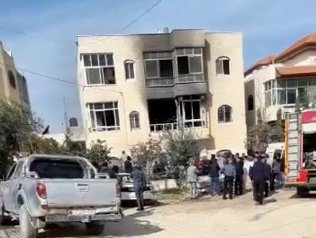 وفاة طفل جرّاء احتراق منزل في سعير
