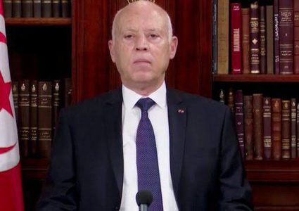 الرئيس التونسي يعلن عن تنظيم انتخابات تشريعية في 17 كانون أول2022