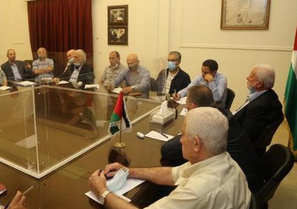 قيادة فتح في لبنان تقرر وقف كل أشكال التواصل والاتّصال مع "حماس"