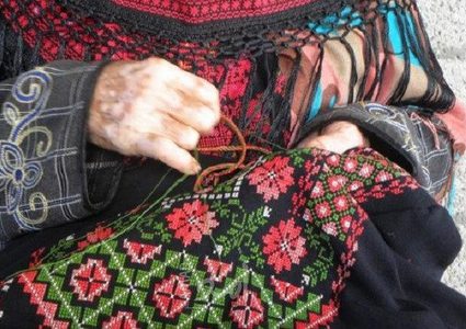 إدراج التطريز الفلسطيني على لائحة اليونسكو حماية للموروث الثقافي