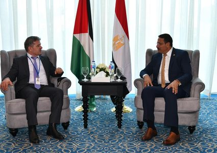 رضوان يبحث مع رئيس هيئة الرقابة المصري سبل التعاون المشترك